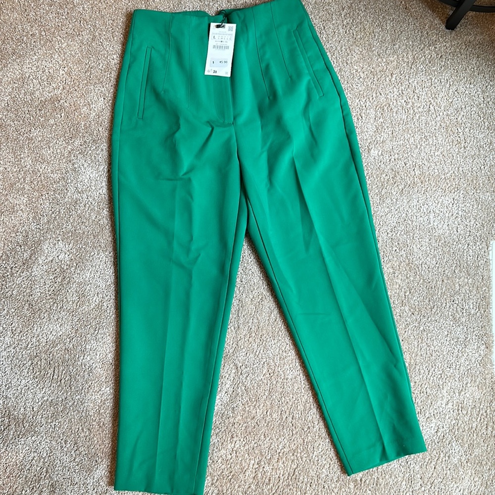 Zara high waist pants in Kelly green. New with tags and never worn.